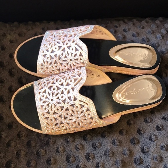 PINK SPARKLE SANDALS✨✨✨ - Picture 3 of 8